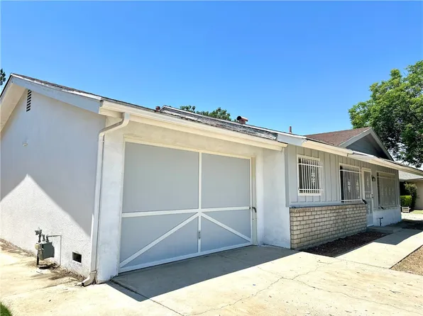 1185 Sapphire Pl, Hemet, CA 92543