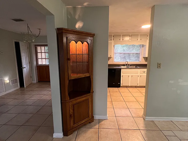 20717 SW Beach Blvd — Photo 23