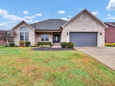 421 E Woodlake Cir, Mount Washington, KY, 40047