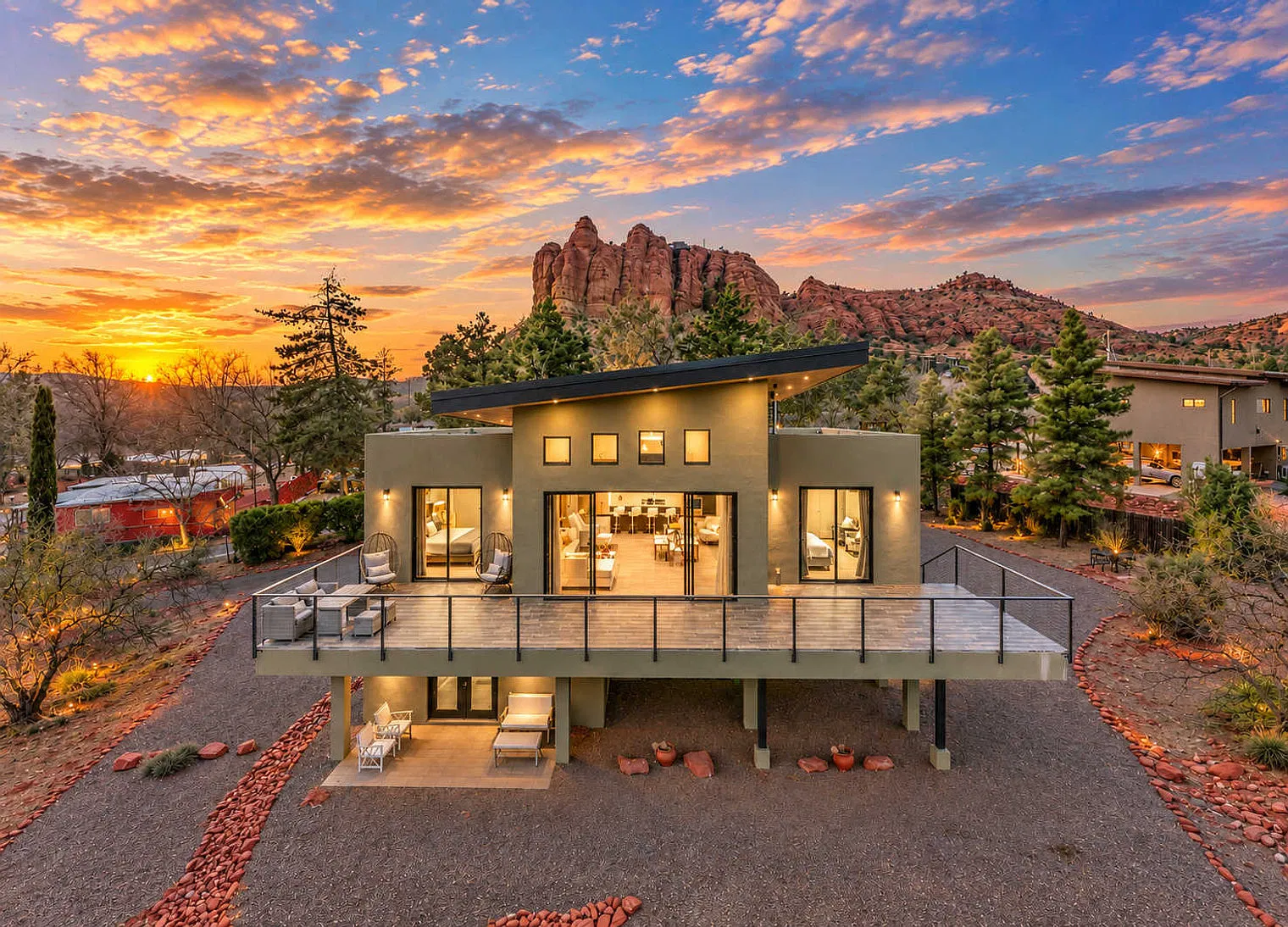 3 bed, 3.0 bath, 1689 sqft, $9,987 — Photo 3