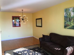 4950 N Western Ave APT 2B, Chicago, IL 60625