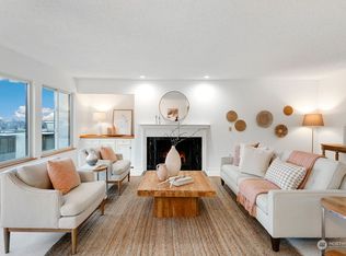 3630 26th Pl W APT 201C, Seattle, WA 98199