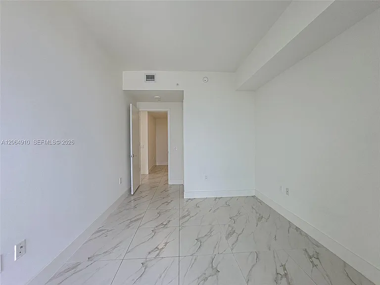2000 Metropica Way #2009 — Photo 23