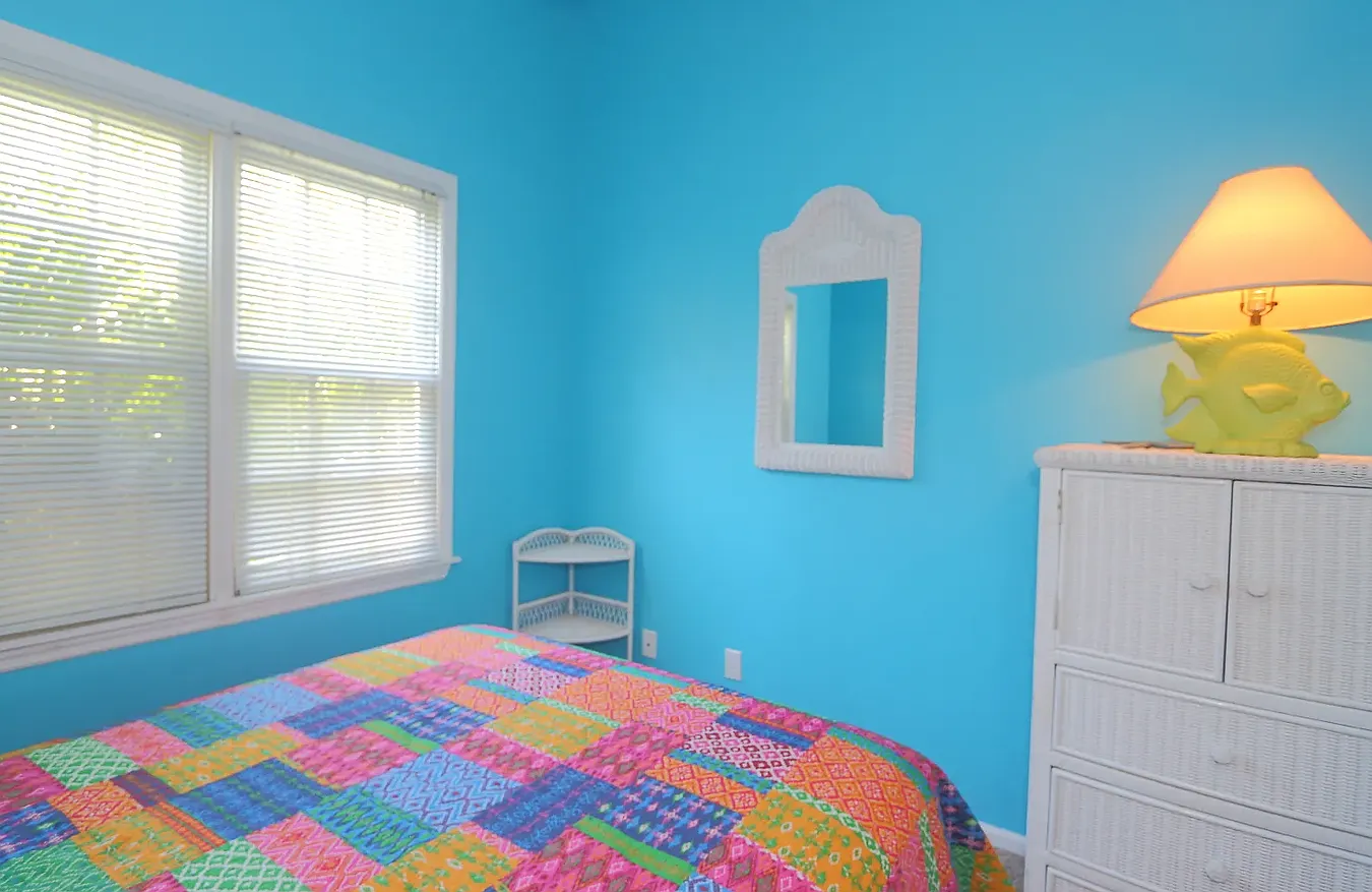 3 bed, 1060 sqft, $4,500 — Photo 3