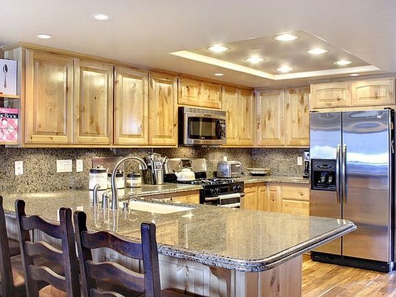 2nd image of 40670 Lakeview Dr #8