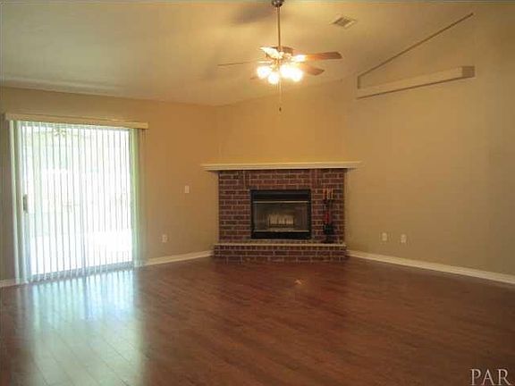 5th image of 886 Sterling Way