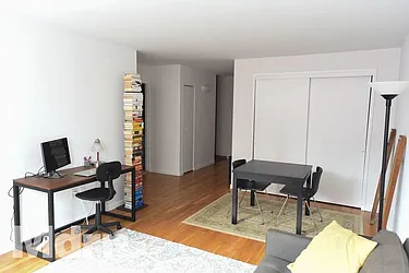 Rented by Mdrn Residential