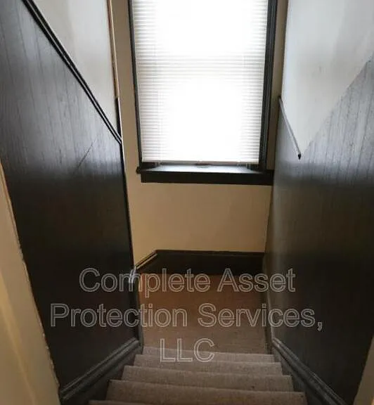 1405 Jefferson Ave #B — Photo 4