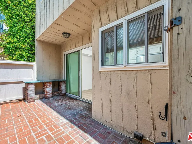 8025 Redlands St #15 — Photo 24
