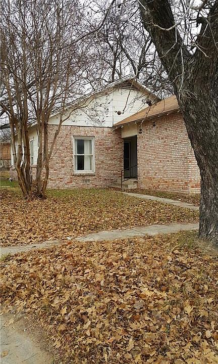 1st image of 224 S Texas St
