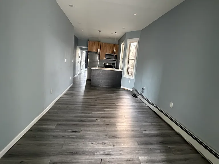 486 Mercer St #3A — Photo 2