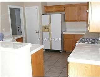 3rd image of 135 Nutleaf Ct