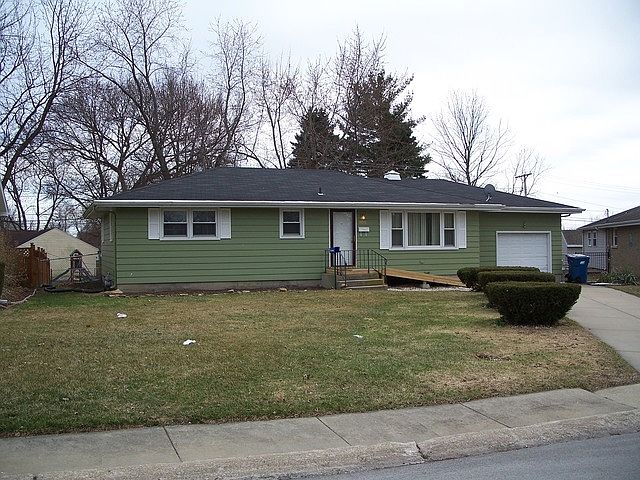 1st image of 700 Stockton Heights Dr