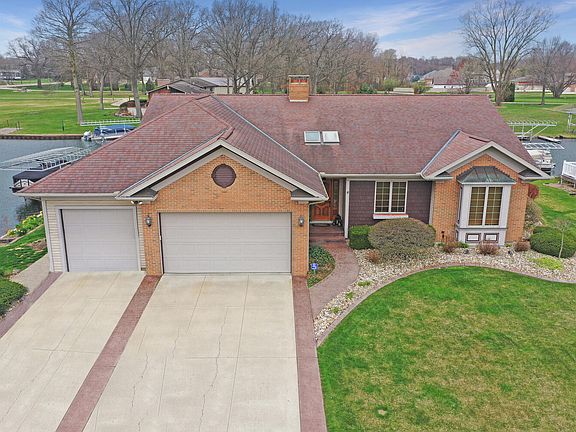 2nd image of 68940 Island Dr