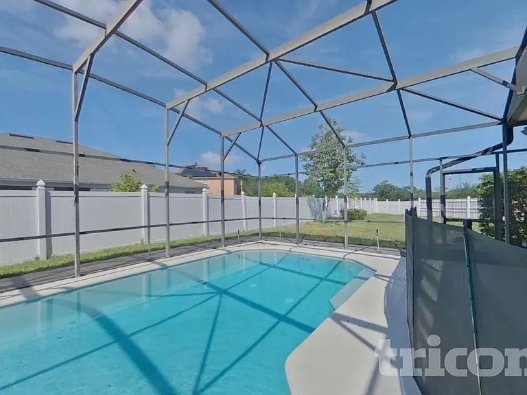 1815 Honeydew Ct — Photo 30