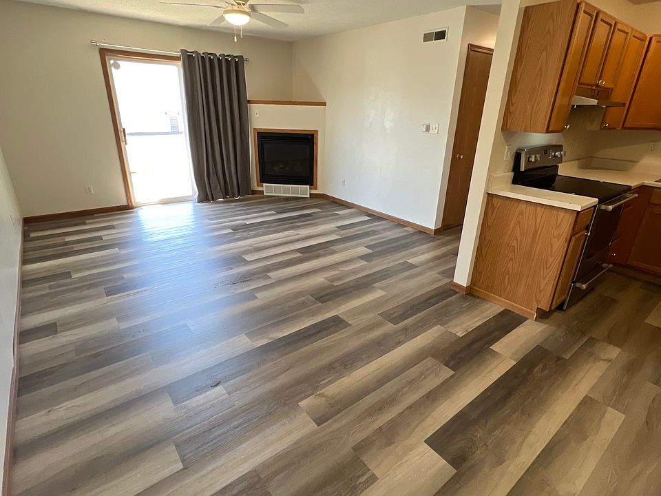 1st image of 82 Miller Ave SW #1
