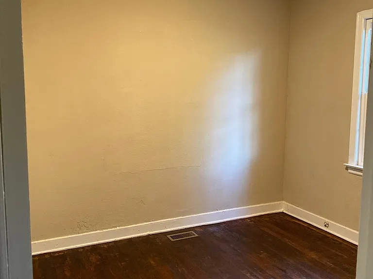 7835 Harrold Cv — Photo 5