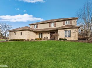 1030 Benson Ln, Libertyville, IL