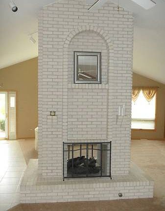 4th image of 10700 Heritage Dr