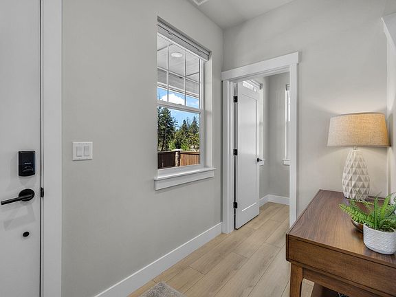 5th image of 60933 SE Sydney Harbor Ct