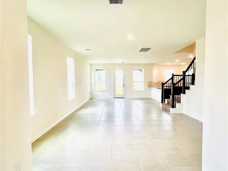 23438 Stahl Creeks Ln — Photo 3