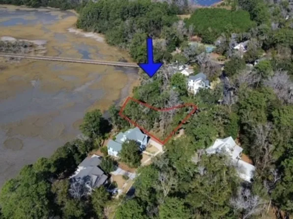 341 De La Gaye Point, Beaufort, SC 29902