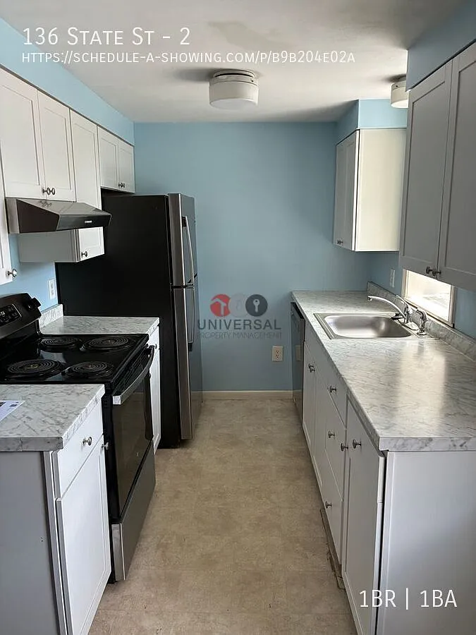 Charming One Bedroom Apartment Located in Downtown Portsmouth | Price Improvement! — Photo 2