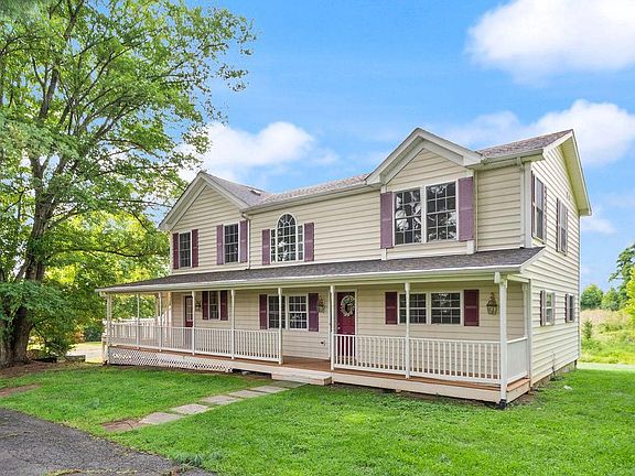 4th image of 42277 Chestnut Hill Ln