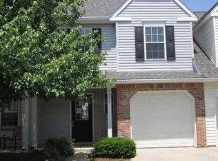 9582 Chalmers St, Fishers, IN