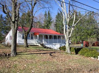 8062 Zimmerman Rd, Hamburg, NY 14075
