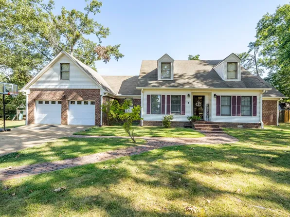 255 Easley Loop, Savannah, TN 38372