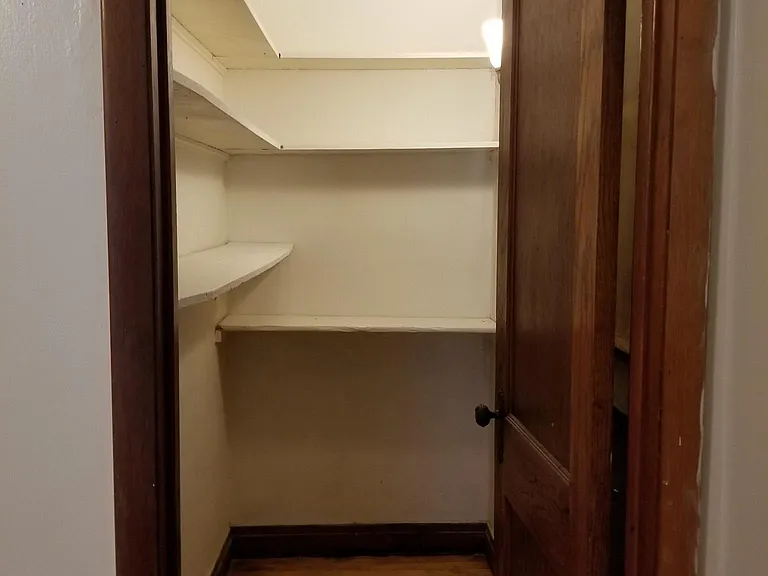 5226 W Hutchinson St #1 — Photo 9