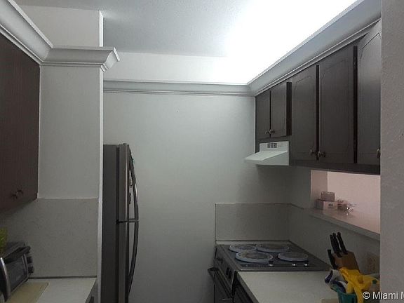 3rd image of 10500 SW 108th Ave APT B215