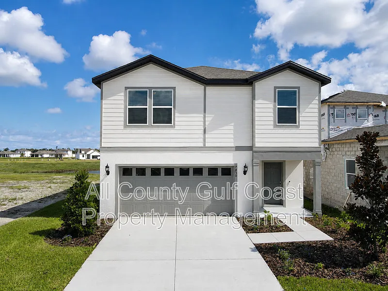 4 bed, 2.5 bath, 2294 sqft, $3,195 — Photo 1