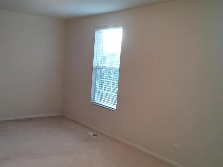 Master Bedroom picture1
