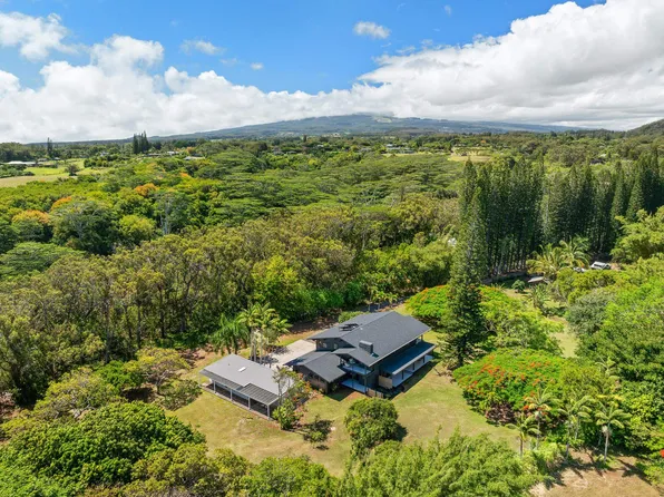 965 Hog Back Rd, Haiku, HI 96708