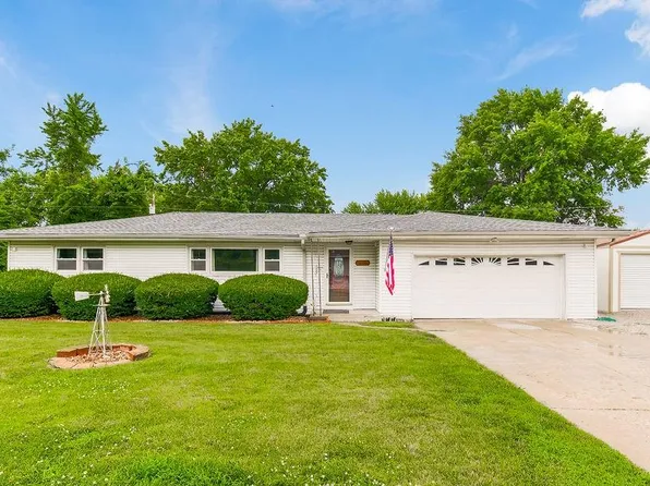 109 Nina St, Lansing, KS 66043