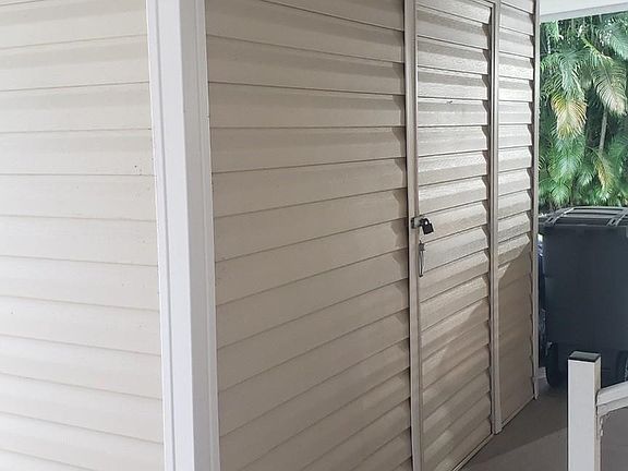 4th image of 8128 South Street