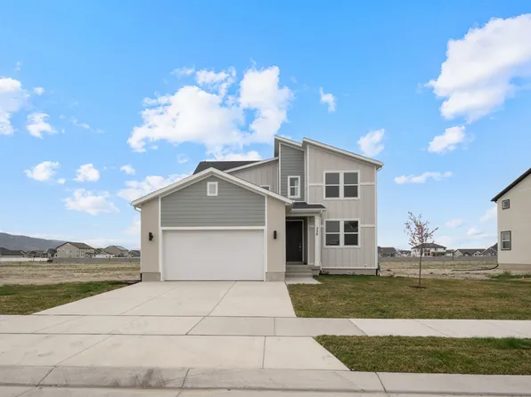 230 E Clear Granite Way, Eagle Mountain, UT 84005