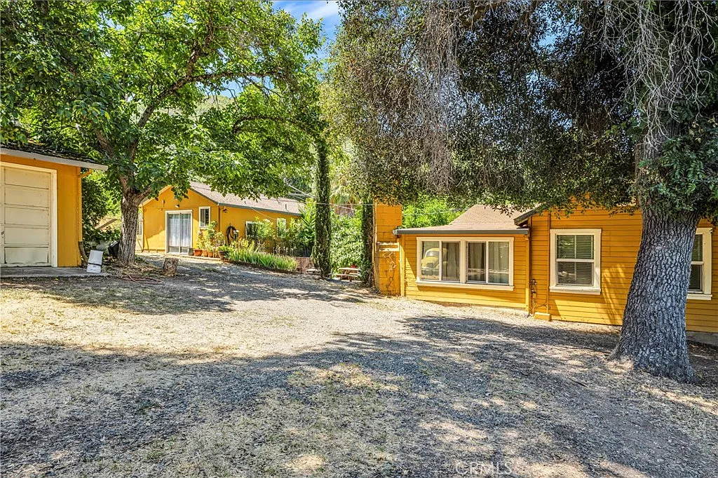 6527 Madrone Dr photo 1