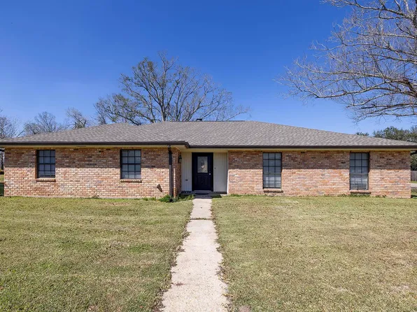 200 Corral Way Dr, Bourg, LA 70343