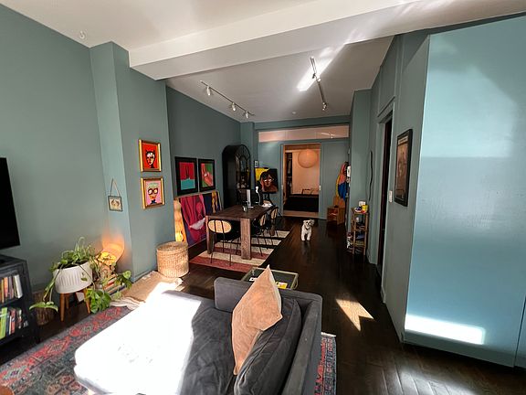 4th image of 31 Union Sq W APT 3D