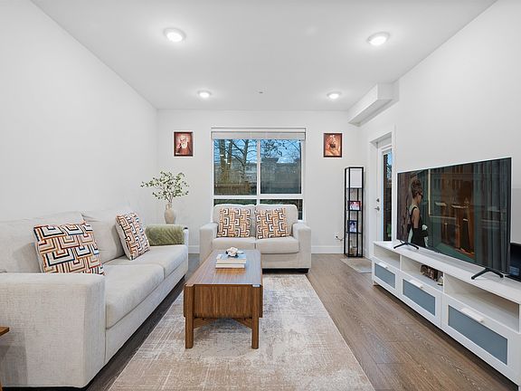 3rd image of 15351 101st Ave #113