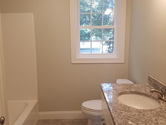 2ND FLR BATH