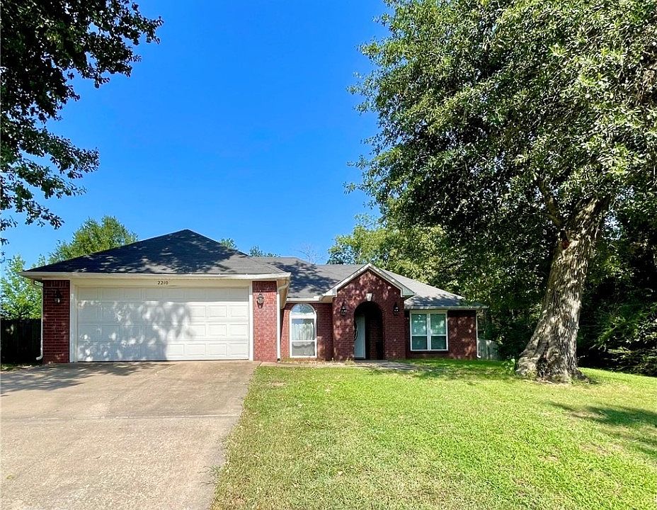 1st image of 2210 Cloudbridge Dr