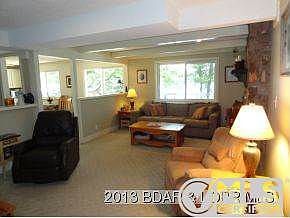 4th image of 81 Chardon Dr