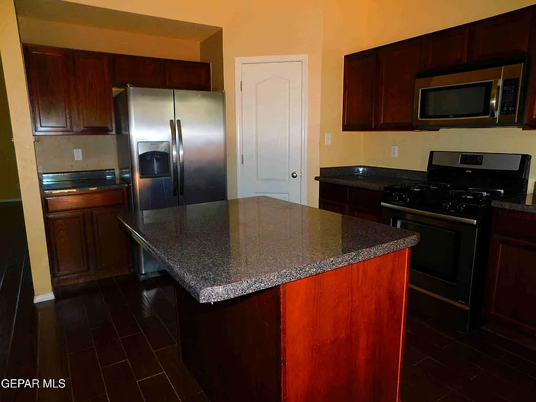 11233 Red Barrel Pl — Photo 10