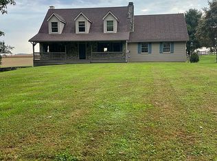 217 Schoolhouse Rd, Kirkwood, PA 17536