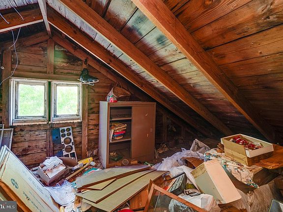 24th image of 491 Gunhart Rd