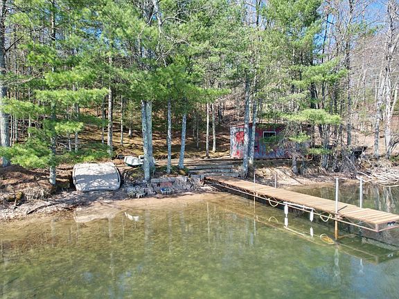 3rd image of 1218 Birchwood Dr